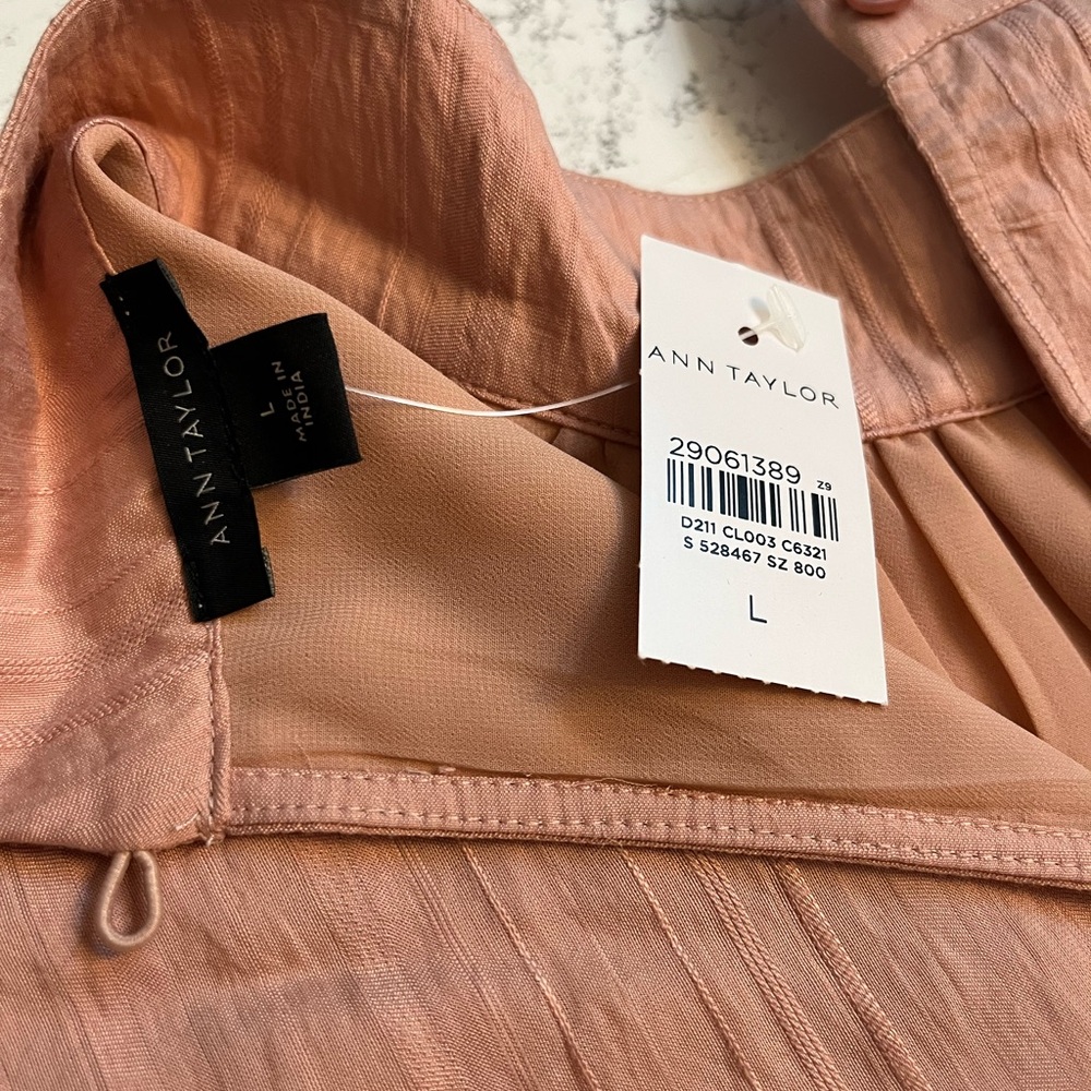 Ann Taylor blouse - Picture 7 of 7